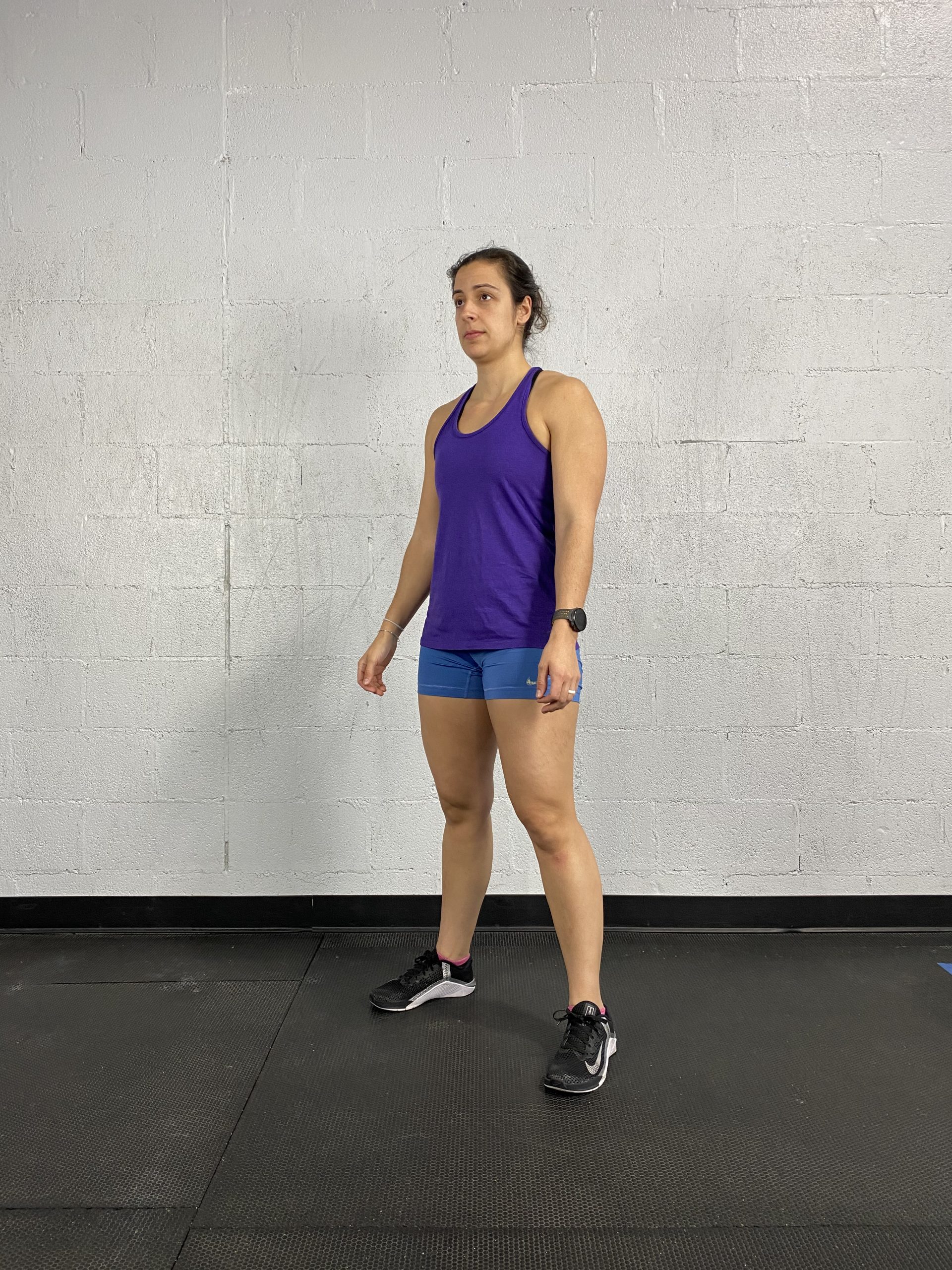 air squat starting position